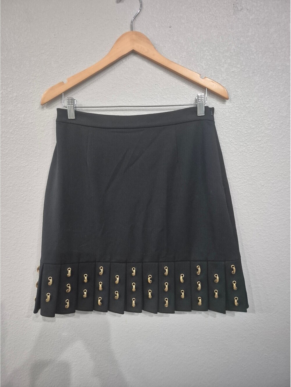 ST. JHON Skirt Size 6 In prestige condition